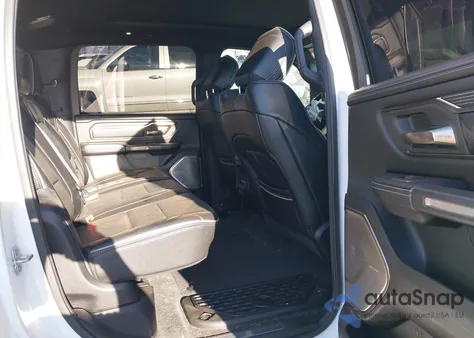 2019 Ram 1500 Limited 4X4 5'7 Box from USA, damaged, VIN 1C6SRFHT7KN906935